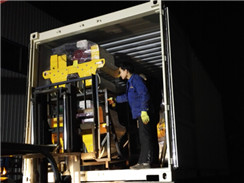 加班發(fā)貨，20臺(tái)壓路機(jī)出口阿聯(lián)酋