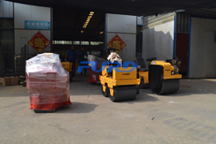 福瑞得機(jī)械手扶雙輪壓路機(jī)，手扶單輪壓路機(jī)，座駕壓路機(jī)及時包裝發(fā)貨