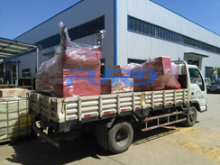 福瑞得機(jī)械手扶雙輪壓路機(jī)，座駕壓路機(jī)正式裝車發(fā)往客戶所在地