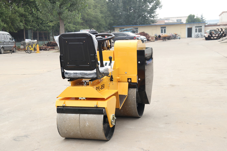 小型壓路機(jī)在城市的美化中越來(lái)越常見，它的結(jié)果又如何呢？