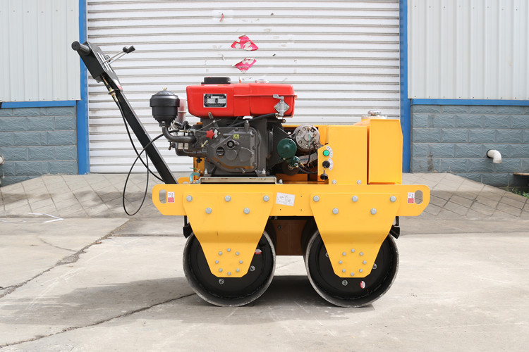 不比不知道，原來(lái)手扶壓路機(jī)實(shí)用場(chǎng)合那么多